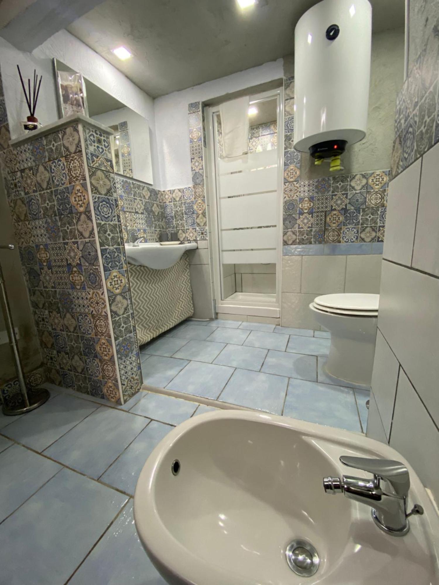 Pippo'S Suite Napoli Bagian luar foto